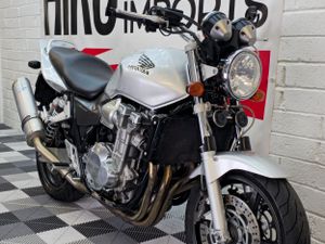 2005 Honda CB 1300 - Image 2