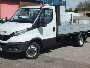 2022 Iveco Daily Dropside Van - Image 2