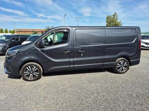 RENAULT TRAFIC SPORT PLUS AUTOMATIC 170BHP - Image 3