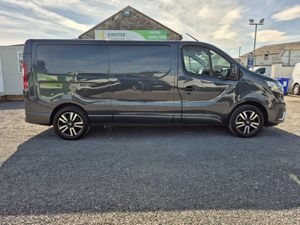 RENAULT TRAFIC SPORT PLUS AUTOMATIC 170BHP - Image 2