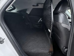 232 Citroen C4 Sportback Commercial - Image 4