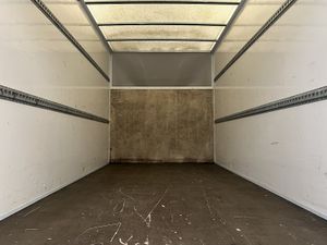 2022 Iveco Daily Luton Box Van - Image 3