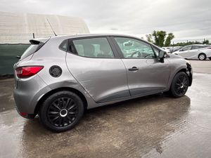 2015 Renault Clio 1.2 Petrol - Image 4