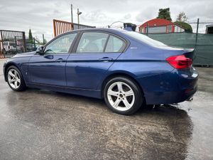 2018 BMW 330e  2.0 Hybrid    Automatic - Image 4