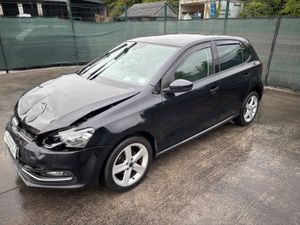 152 Volkswagen Polo 1.0 Petrol Light Damage - Image 4
