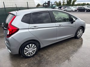2019 Honda Fit    Automatic.Drive away - Image 3