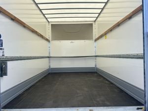 2023 Peugeot Boxer Luton Box Van - Image 3