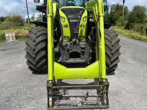2022 Claas Arion 650 with MX Loader - Image 3