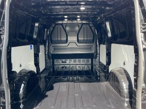 Ford Transit Custom 320 L2  FWD 2.0 EcoBlue 136ps - Image 4