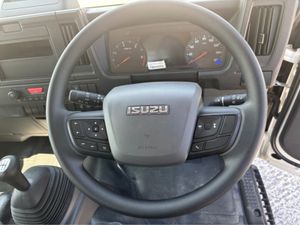 Isuzu N-Series 3.5 ton - Image 2