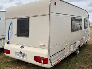 4 Bert Caravan - Image 2