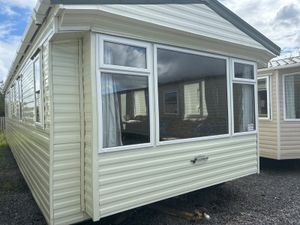 THIS WILLERBY SALISBURY IS A PRIME CHOICE - Image 3