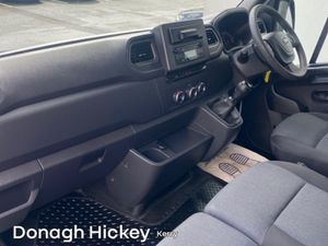 Nissan Interstar INTERSTAR L3 H2 135  AC CP - Image 2