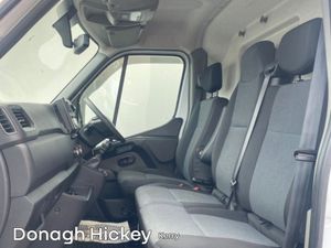 Nissan Interstar INTERSTAR L3 H2 135  AC CP - Image 4
