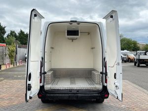 2018 Nissan NV400 Refrigerated Van - Image 2