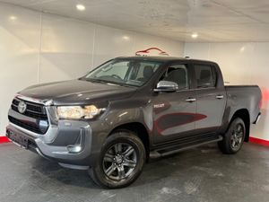 Toyota Hilux ICON D-4D 4WD DCB AUTO - Image 2