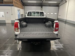2020 Toyota Hilux PickUp Van - Image 2