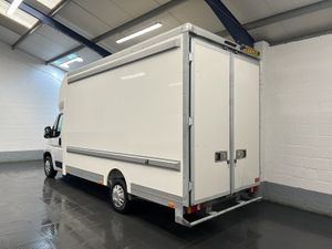 2021 Peugeot Boxer Luton Low Loader Van - Image 3