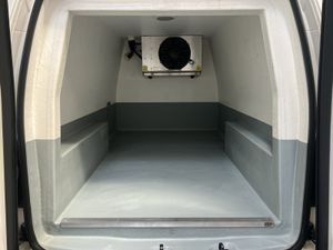 2020 Volkswagen Caddy Maxi Refrigerated Van - Image 2