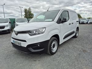 TOYOTA PROACE CITY A/C INCLUDES VAT - Image 2