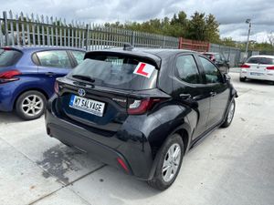 24 Yaris Luna 1.5 Hybrid 54km Starting - Image 2