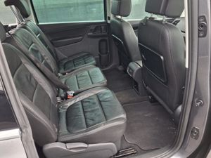2017 Volkswagen Sharan Highline 2.0 Tdi - Image 4