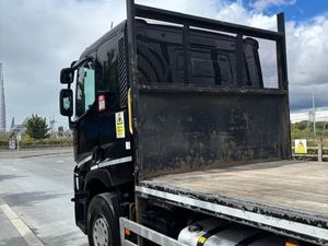 2018 Renault T380 - Image 3