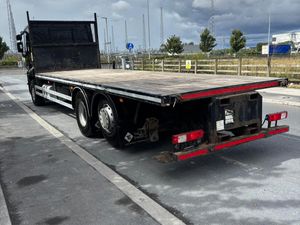 2018 Renault T380 - Image 4
