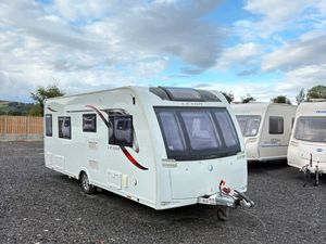 Lunar Lexon 570 4berth caravan - Image 2