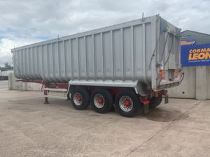 2013 WILCOX Tri Axle Bulk Tipping Trailer - Image 3