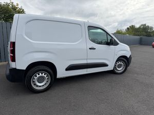 Citroen Berlingo 1000 EN-PRISE ED BLUEHDI - Image 4