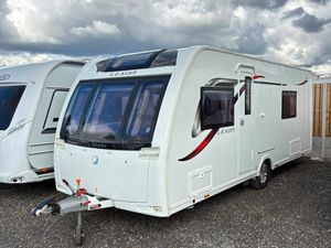 Lunar Lexon 570 4berth fixed single bed caravan - Image 2