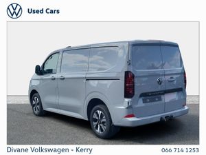 Volkswagen Transporter HIGHLINE 2.0 TDI  SWB 28 15 - Image 4