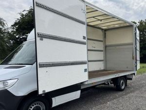 2021 Mercedes-Benz Sprinter Luton Box Van - Image 3