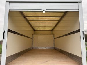 2022 Mercedes-Benz Sprinter Luton Box Van - Image 2