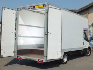 2021 Iveco Daily Luton Box Van - Image 2