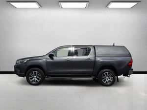 Toyota Hilux Invincible auto with canopy - Image 4