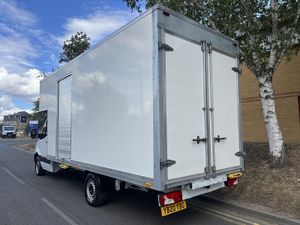 2020 Mercedes-Benz Sprinter Luton Box Van - Image 4