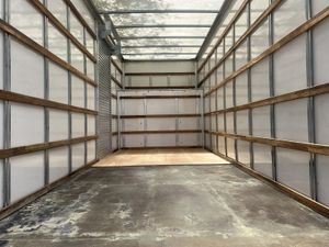 2020 Mercedes-Benz Sprinter Luton Box Van - Image 2