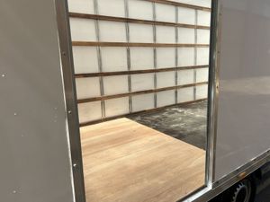 2020 Mercedes-Benz Sprinter Luton Box Van - Image 3
