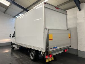 2023 Mercedes-Benz Sprinter Luton Box Van - Image 4