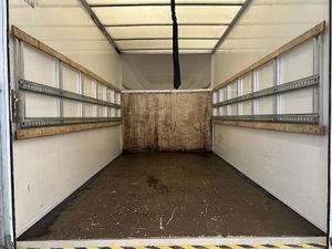2022 Ford Transit Luton Box Van - Image 3