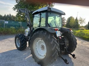 2006 Lamborghini R3.95 with Loader - Image 3