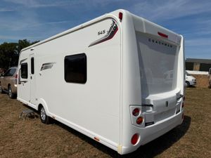 Coachman vision plus rear island bed - Image 4