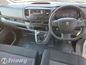 Peugeot Expert ONE OWNER** MEDIUM WHEELBASE 1.5 HD - Image 2