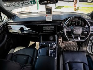 Audi Q7 3.0tdi Black Edition 50 QTR *COMMERCIAL* P - Image 4