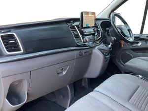Ford Tourneo Custom 2.0 310 EcoBlue Titanium Minib - Image 3
