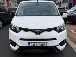 2023 Toyota Proace City ONLY 13,000km LWB - Image 2
