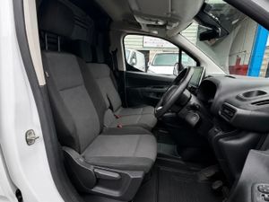 2023 Toyota Proace City ONLY 13,000km LWB - Image 4