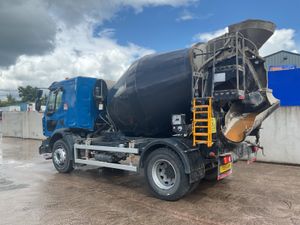 2019 Renault D18 R250 4x2 Mixer - Image 3